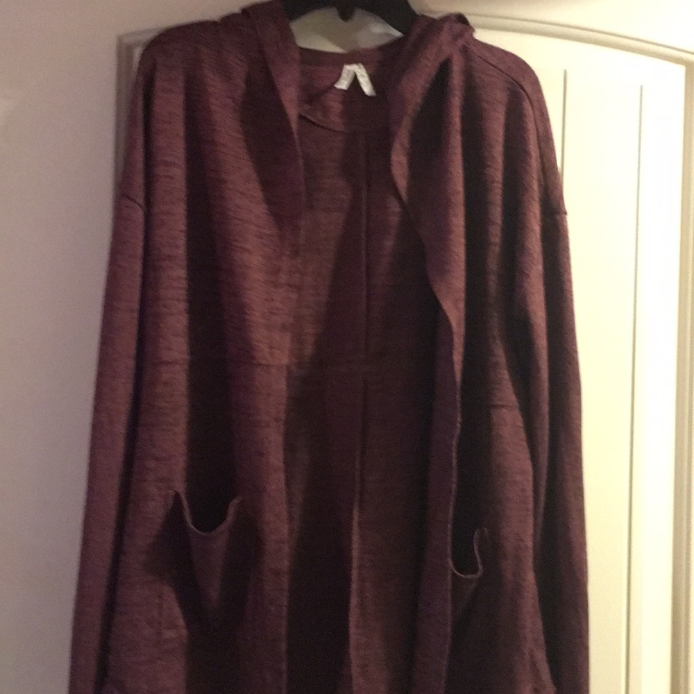 Burgundy Hooded Sweater with pockets